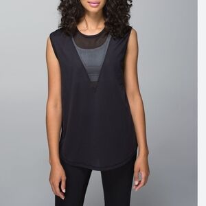 lululemon athletica  Lab Edge Tee Black Mesh Muscle Tee Size 4